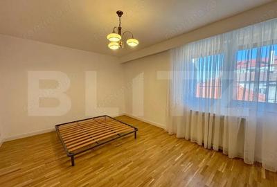 Casă cu 8 camere cu Teren 650 Mp în Andrei Mureșanu - 5