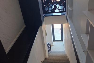 Spațiu comercial, de 326 mp, în Central - 7