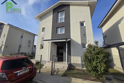 Casă cu 4 camere cu Canalizare în Central - 1