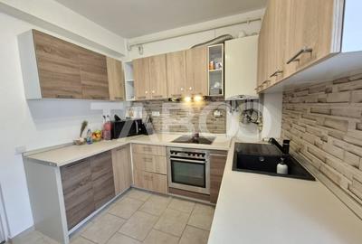 Apartament de vanzare 3 camere parcare la etajul 1 Selimbar - 7