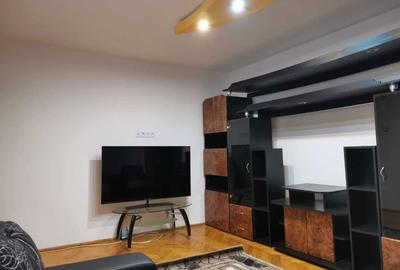 Apartament cu 2 camere decomandat în Central - 1