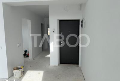 Apartament cu 3 camere decomandat în Cristian - 18