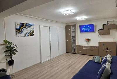 Apartament cu 3 camere decomandat în Tomis Nord - 2