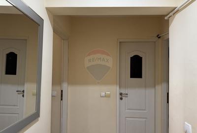 De Vanzare Apartament 4 camere - Ultra Central (orientare N-S) - 12
