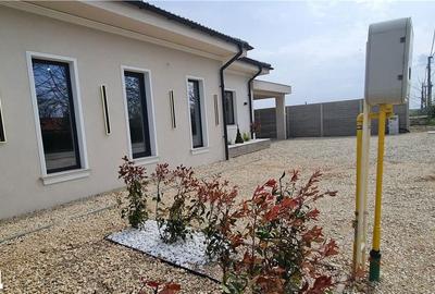 Casă cu 4 camere cu Teren 664 Mp în Zimandu Nou - 17