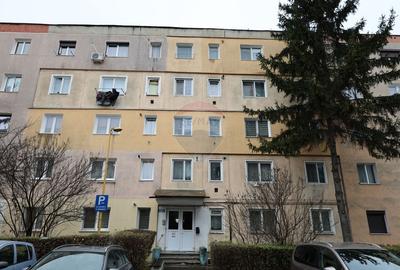 Apartament cu 2 camere de vanzare in zona Florilor - 1