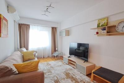 Inchiriere 4 camere Tei - Deleni, et. 7, decomandat - 2