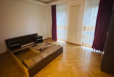 Casă individuală cu 5 camere cu Canalizare în Central - 10