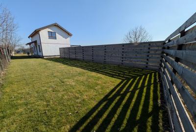 Casă cu 4 camere cu Teren 533 Mp în Țărăncuța - 1