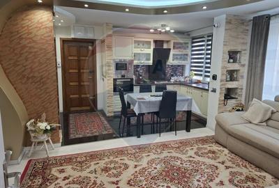 Apartament cu 3 camere decomandat, mobilat în Central - 6