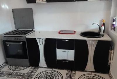 Casă cu 3 camere cu Teren 150 Mp în Central