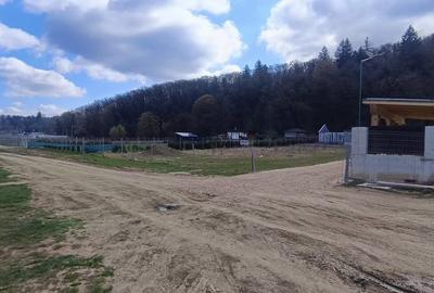 Teren pretabil duplex in zona pitoreasca cu acces usor catre oras