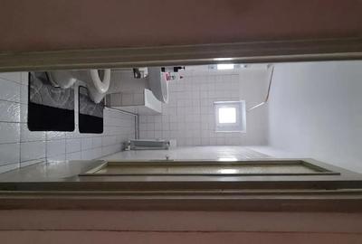 Apartament cu 2 camere decomandat în Micro 19 - 3