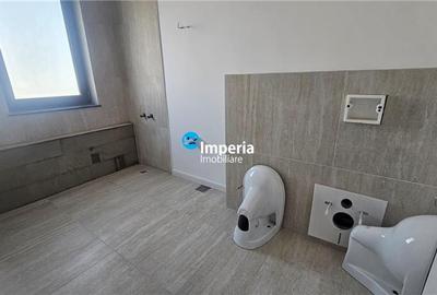 Duplex cu 4 camere cu Canalizare în Bucium - 9