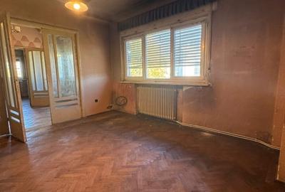 Apartament cu 4 camere în Unirii - 2