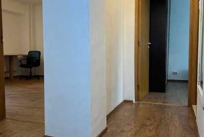 Apartament cu 3 camere decomandat în Crângași - 1