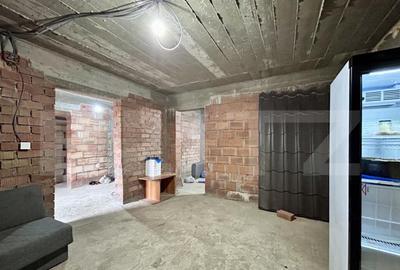 Casa semifinisata , Strejnicu - 4