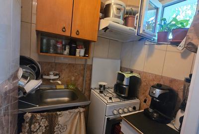 Vanzare garsoniera Brancoveanu, str. Peroni, 16 mpu, apropiere metrou, cf. III - 4