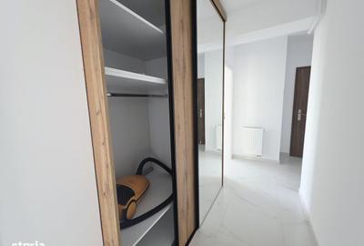 Apartament cu 3 camere în Tractorul - 7