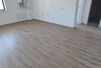 Apartament cu 3 camere în Central - 2