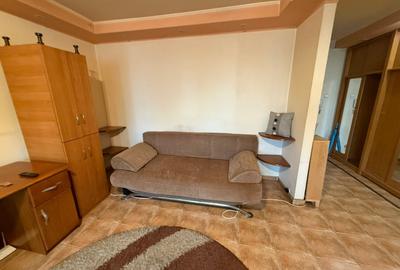 Garsonieră semidecomandată, mobilată în Decebal - 5