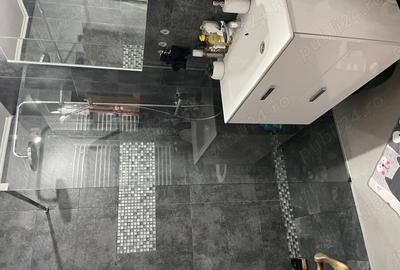 Vand apartament 2 camere, etaj 3 - 5