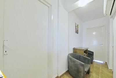 Apartament primitor Ultracentral cu 3 camere pe Bdul Revolutiei - 2