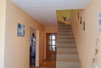 Casă cu 4 camere în Poiana - 7