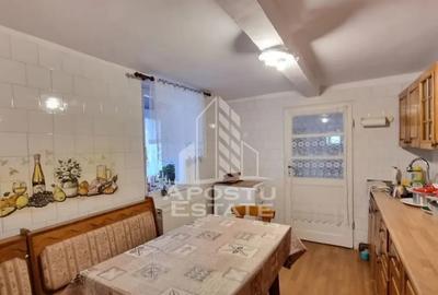 Casă cu 4 camere cu Teren 797 Mp în Mehala - 10