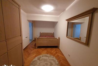 Apartament cu 4 camere în Central - 2