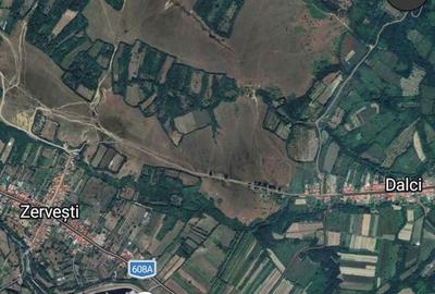 Teren de 1400 mp, în Zervești - 1