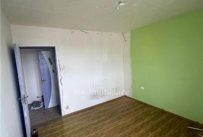 Apartament cu 2 camere semidecomandat în Fizicienilor - 4