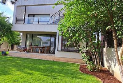 Casă individuală cu 6 camere cu Canalizare în Central - 3