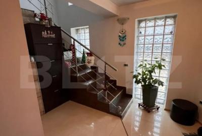 Casă cu 5 camere cu Teren 1000 Mp în Central - 6