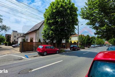 Casă cu 5 camere cu Teren 300 Mp în Ultracentral - 2