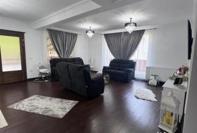 Casă cu 7 camere cu Teren 250 Mp în Rădăuți - 12