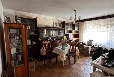 Apartament cu 4 camere decomandat, zona Cug - 2