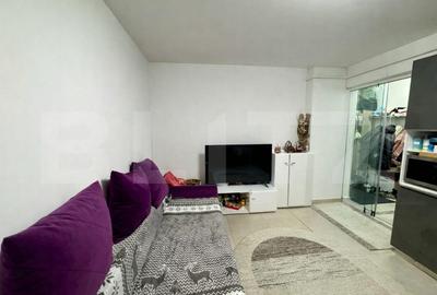 Apartament cu 3 camere decomandat, mobilat în Baza 3