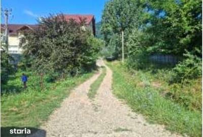 Teren de 1675 mp, în Central