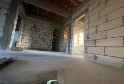 Casă individuală cu 4 camere cu Canalizare în Valea Călugărească - 7