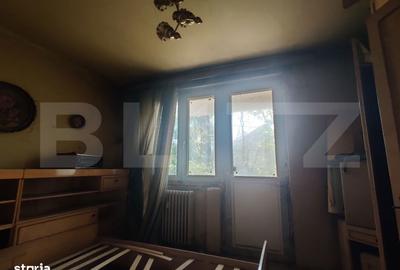 Apartament cu 3 camere semidecomandat în Central - 1