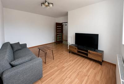 Apartament cu 3 camere decomandat în Popești-Leordeni