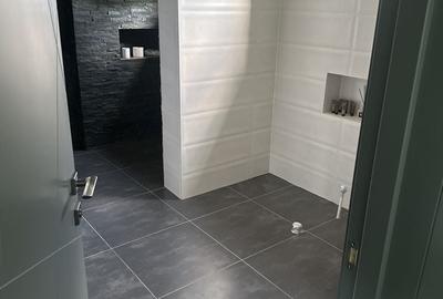 Casă cu 4 camere în Central - 2