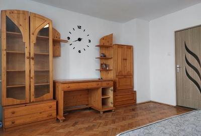 Garsonieră decomandată în Alexandru cel Bun