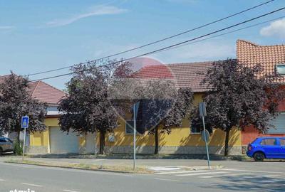 Casă cu 4 camere în Central