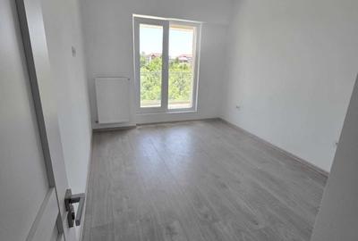 Apartament cu 3 camere semidecomandat în Lacul Morii - 5