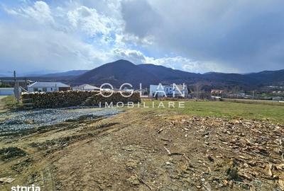 Teren de 1650 mp, în Central