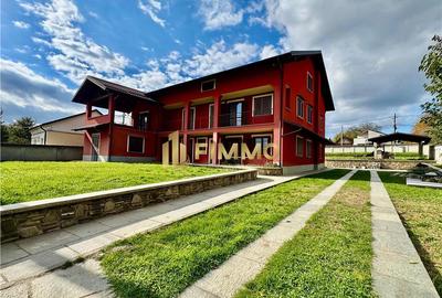 Casă cu 10 camere cu Canalizare în Burdujeni - 1
