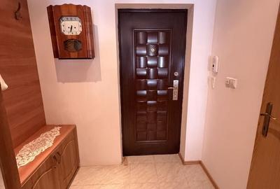 Apartament cu 2 camere semidecomandat în UTA