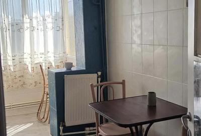 Apartament cu 3 camere decomandat în Țiglina 3